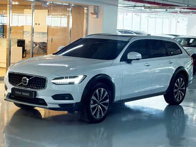 Volvo V90 Cross Country Ultra, B5 AWD 브라이트