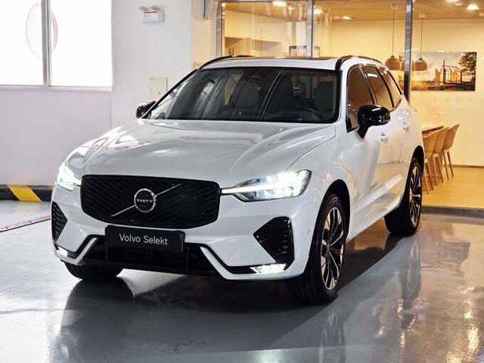 Volvo XC60 Ultra, B5 AWD 마일드 하이브리드, 가솔린, 다크