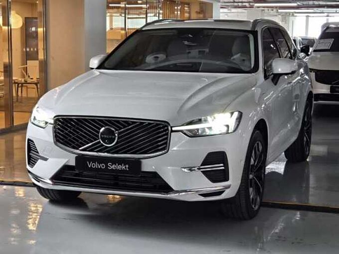 Volvo XC60 Ultra, T8 AWD 플러그-인 하이브리드