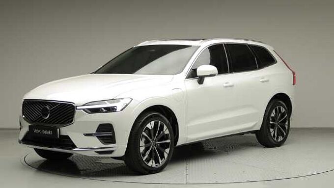 Volvo XC60 Ultra, T8 AWD 플러그-인 하이브리드, 전기/가솔린, 브라이트