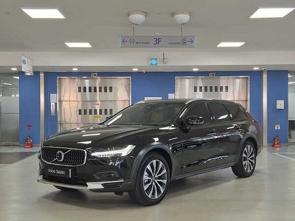 Volvo V90 Cross Country Ultra, B5 AWD 마일드 하이브리드, 가솔린, 브라이트