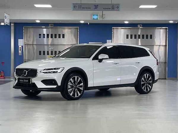 Volvo V60 Cross Country Ultra, B5 AWD 마일드 하이브리드, 가솔린, 브라이트