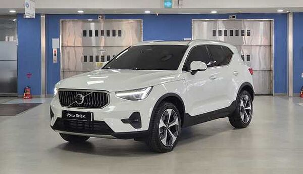 Volvo XC40 Ultra, B4 AWD 마일드 하이브리드, 가솔린, 브라이트