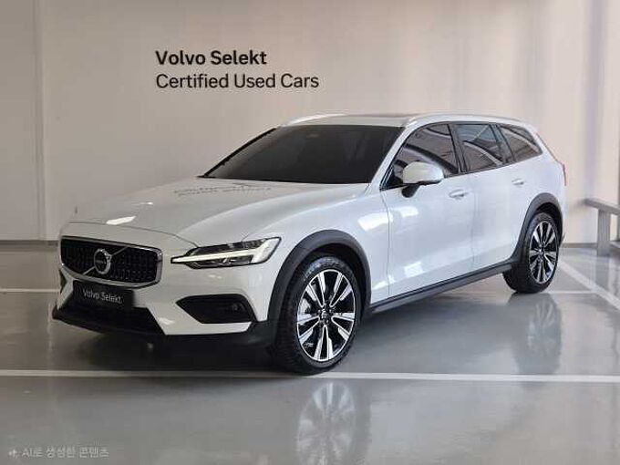 Volvo V60 Cross Country Ultra, B5 AWD 마일드 하이브리드, 가솔린, 브라이트