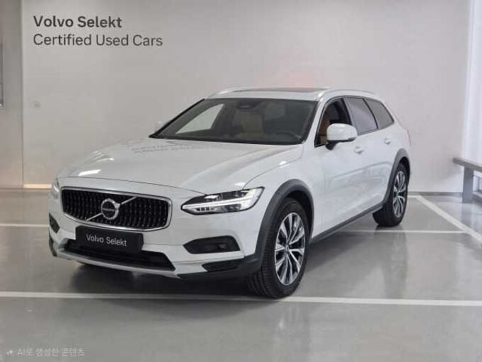 Volvo V90 Cross Country Ultra, B5 AWD 마일드 하이브리드, 가솔린, 브라이트