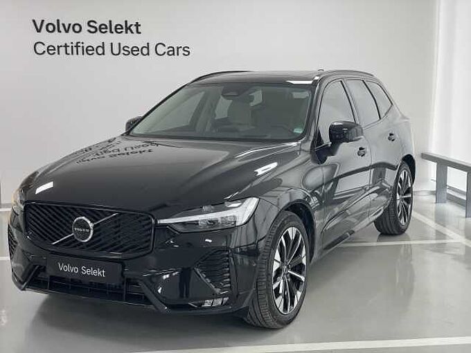 Volvo XC60 Ultra, B5 AWD 마일드 하이브리드, 가솔린, 다크