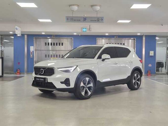 Volvo XC40 Ultra, B4 AWD 마일드 하이브리드, 가솔린, 브라이트