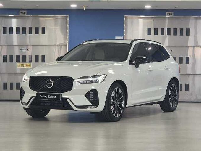 Volvo XC60 Ultra, B5 AWD 마일드 하이브리드, 가솔린, 다크