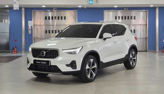 Volvo XC40 Ultra, B4 AWD 마일드 하이브리드, 가솔린, 브라이트