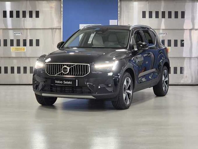 Volvo XC40 Ultra, B4 AWD 마일드 하이브리드, 가솔린, 브라이트