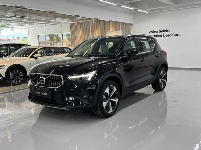 Volvo XC40 Ultra, B4 AWD 마일드 하이브리드, 가솔린, 브라이트