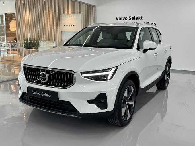 Volvo XC40 Ultra, B4 AWD 마일드 하이브리드, 가솔린, 브라이트