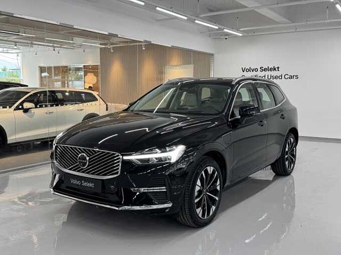 Volvo XC60 Ultra, T8 AWD 플러그-인 하이브리드, 전기/가솔린, 브라이트