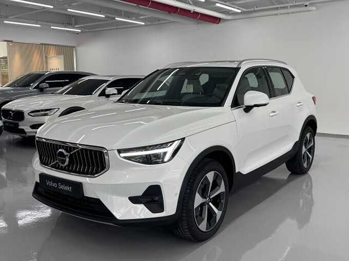 Volvo XC40 Ultra, B4 AWD 마일드 하이브리드, 가솔린, 브라이트