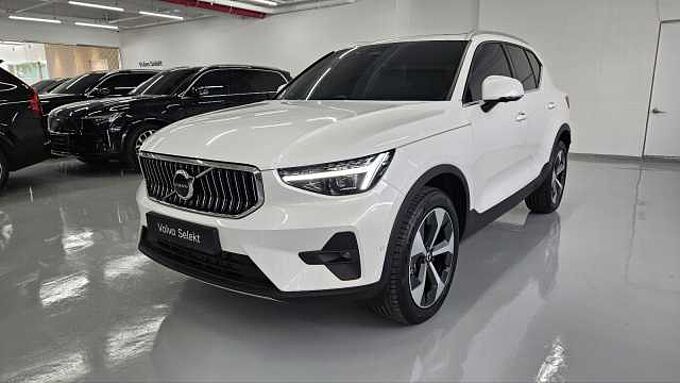 Volvo XC40 Ultra, B4 AWD 마일드 하이브리드, 가솔린, 브라이트