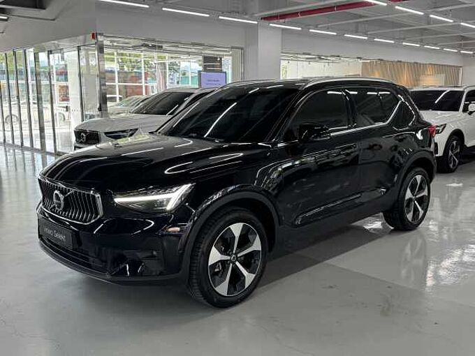 Volvo XC40 Ultra, B4 AWD 마일드 하이브리드, 가솔린, 브라이트