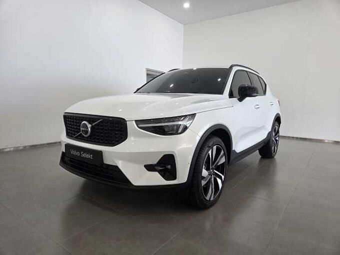 Volvo XC40 Ultra, B4 AWD 마일드 하이브리드, 가솔린, 다크