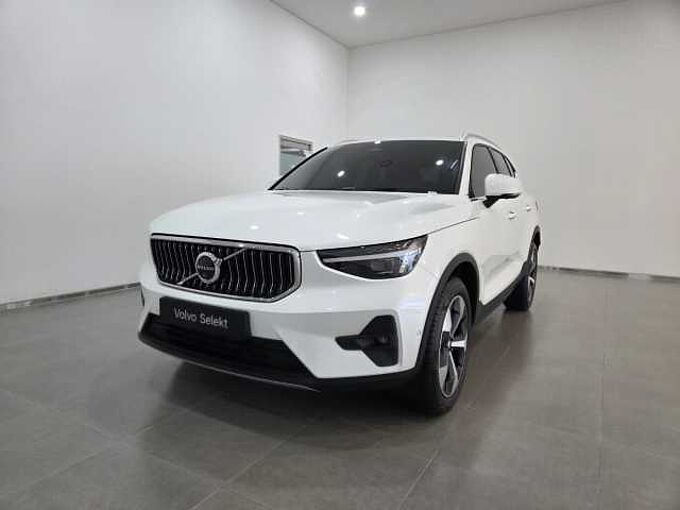 Volvo XC40 Ultra, B4 AWD 마일드 하이브리드, 가솔린, 브라이트